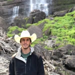 Meet your Posher, Grayson